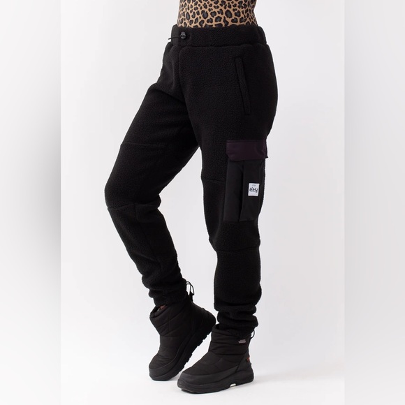 Cargo Sherpa Pant - Picture 3 of 3